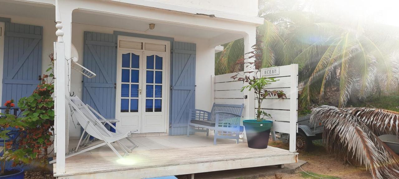 Sur L'Anse Villa Terre-De-Haut Bagian luar foto