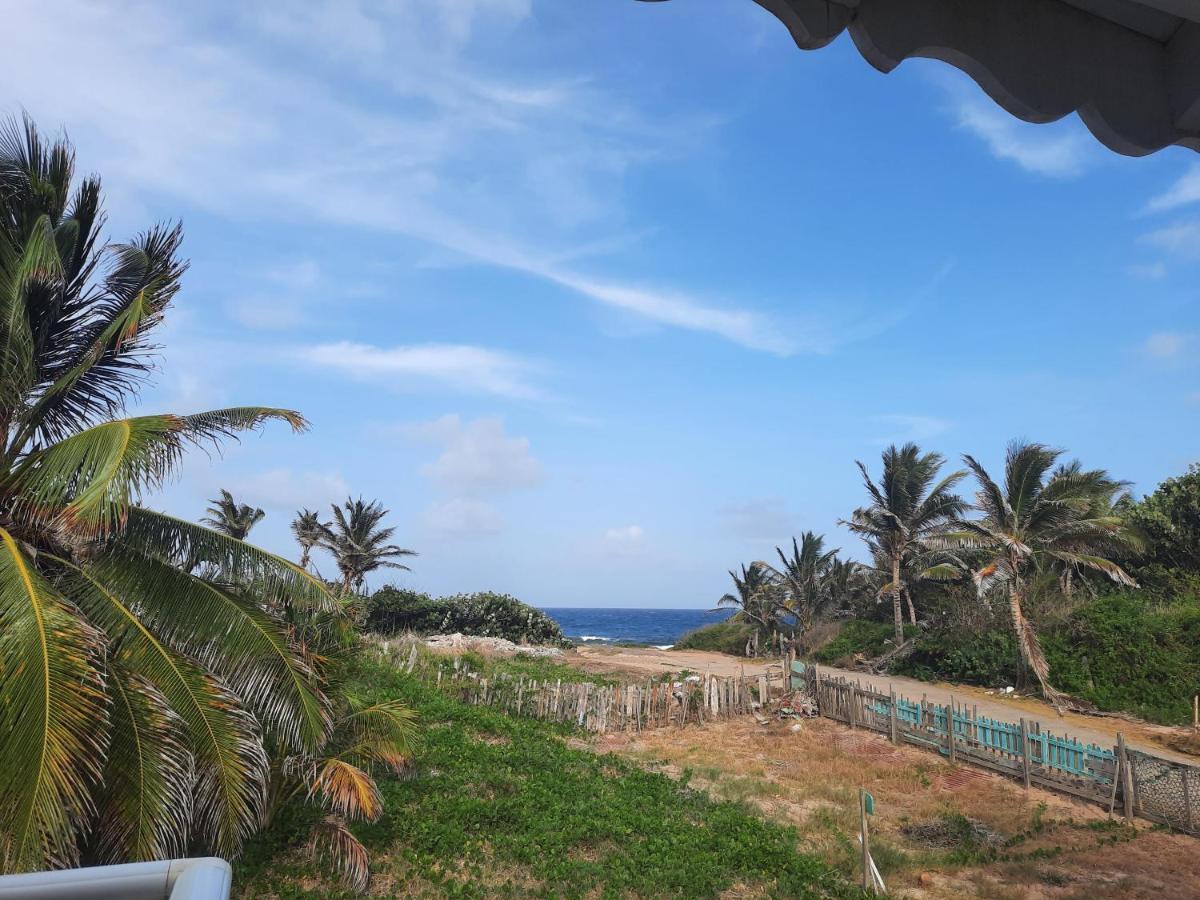 Sur L'Anse Villa Terre-De-Haut Bagian luar foto