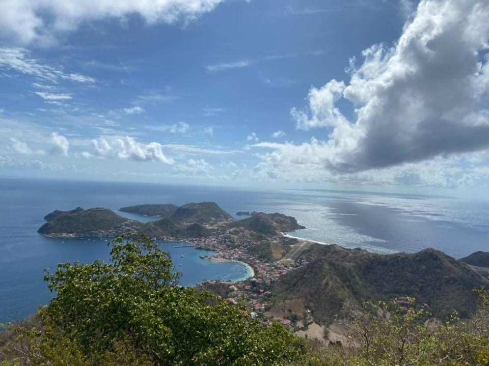 Sur L'Anse Villa Terre-De-Haut Bagian luar foto