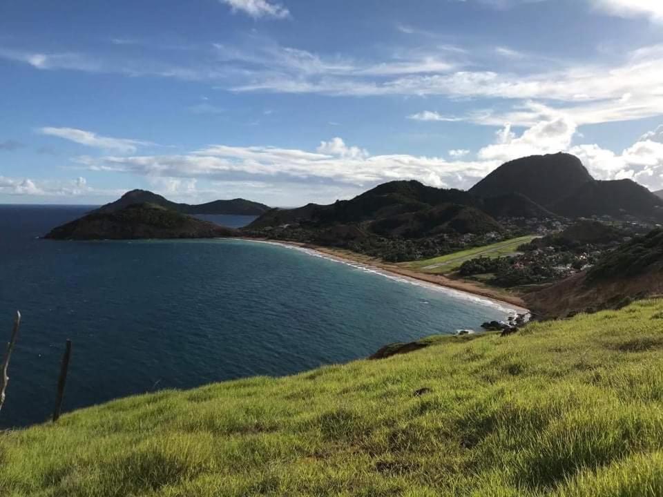 Sur L'Anse Villa Terre-De-Haut Bagian luar foto